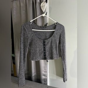 Long sleeve crop top